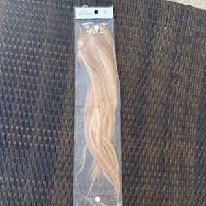 Bombshell Sportswear Hair Weft - Blonde Mix